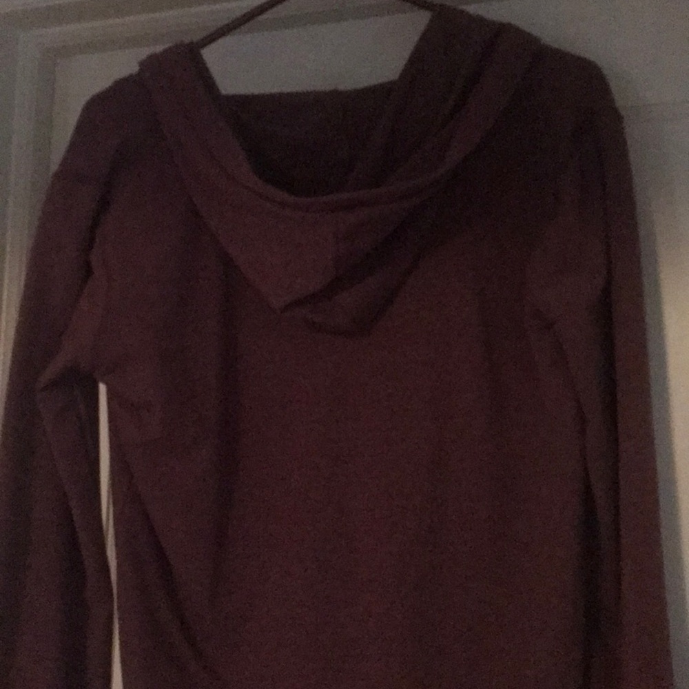 Hooded pullover - Picture 2 of 2